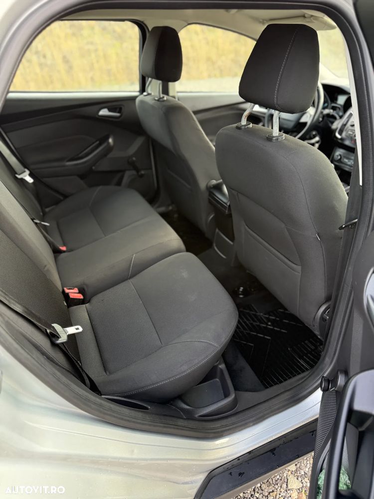 Ford Focus 1.5 TDCi DPF Start-Stopp-System Business - 14