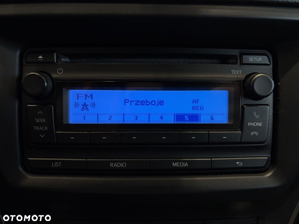 Toyota Avensis 1.6 D-4D Active - 19