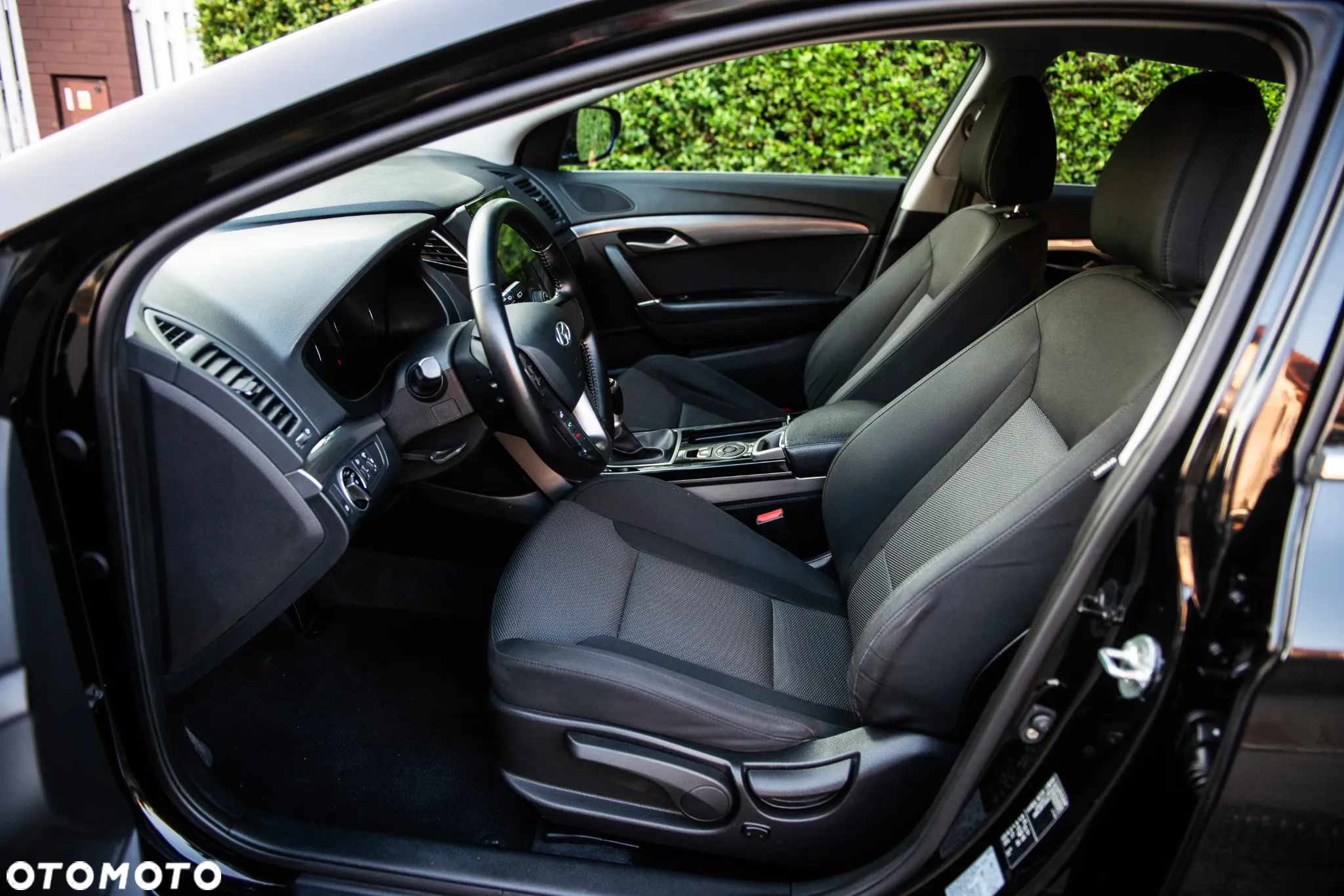 Hyundai i40 1.6 GDI Comfort + - 18