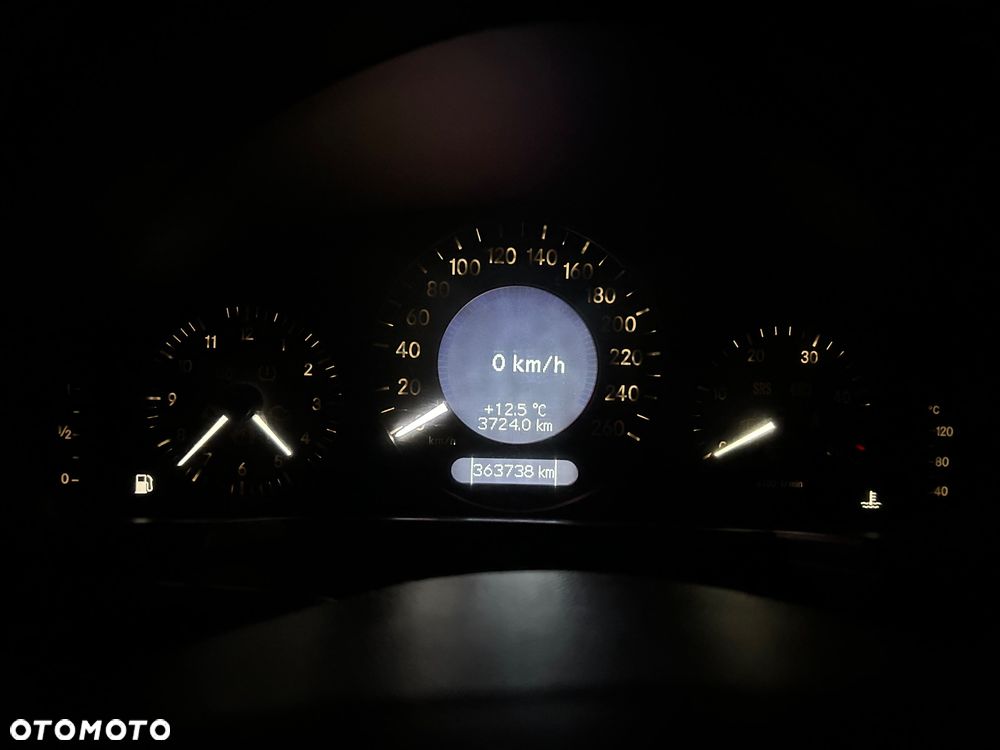 Mercedes-Benz Klasa E 220 CDI Automatik Avantgarde - 10