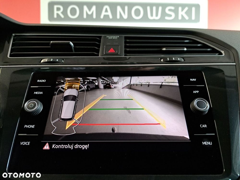 Volkswagen Tiguan - 24