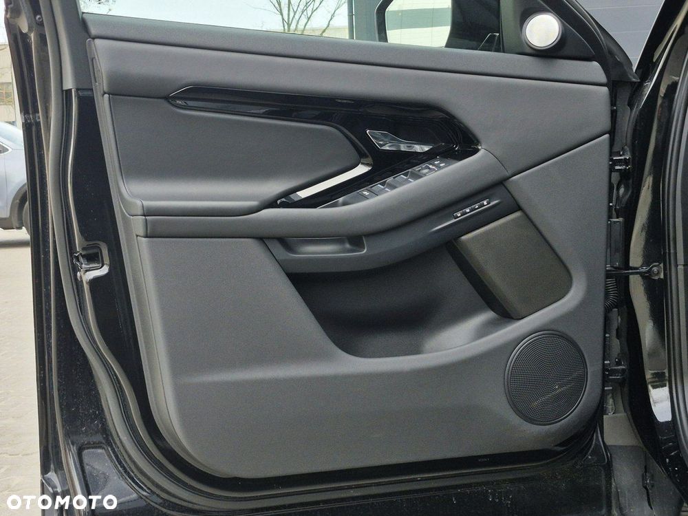 Land Rover Range Rover Evoque - 16