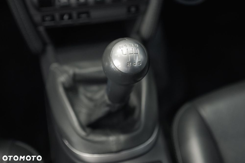 Porsche 911 Carrera 4S - 29