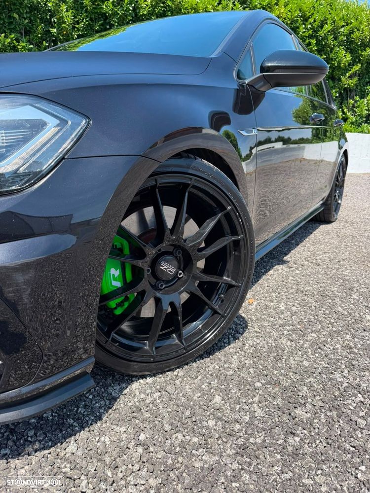 VW Golf 2.0 TSI R DSG - 22