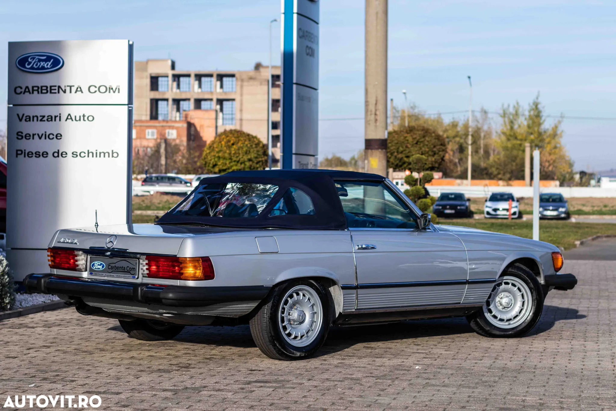 Mercedes-Benz SL - 16