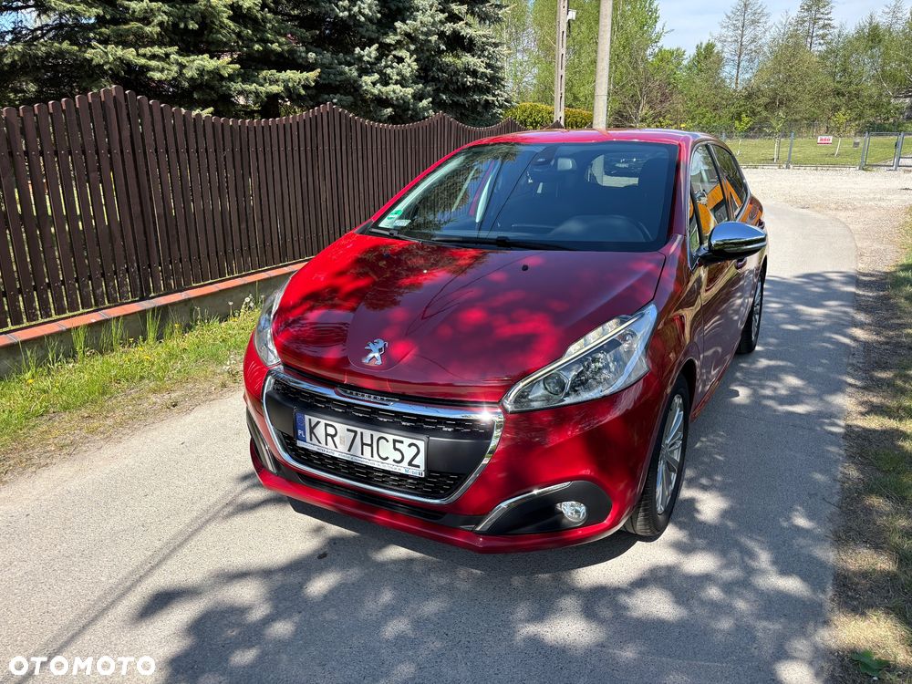 Peugeot 208 1.2 PureTech Allure - 1