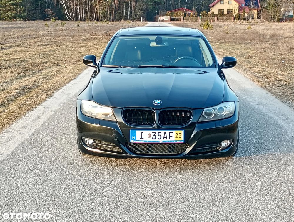 BMW Seria 3 320i Edition Exclusive - 18