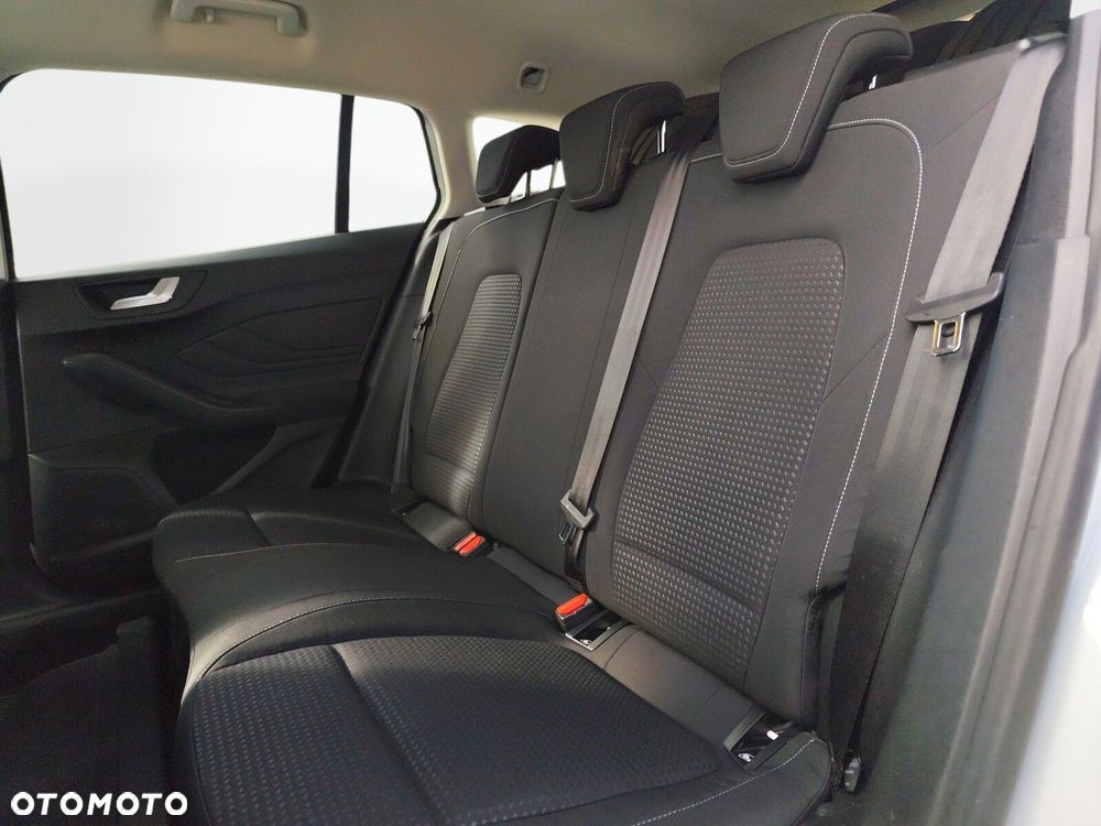 Ford Focus - 13
