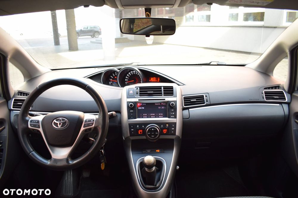 Toyota Verso 2.0 D-4D 5-Sitzer Executive - 5