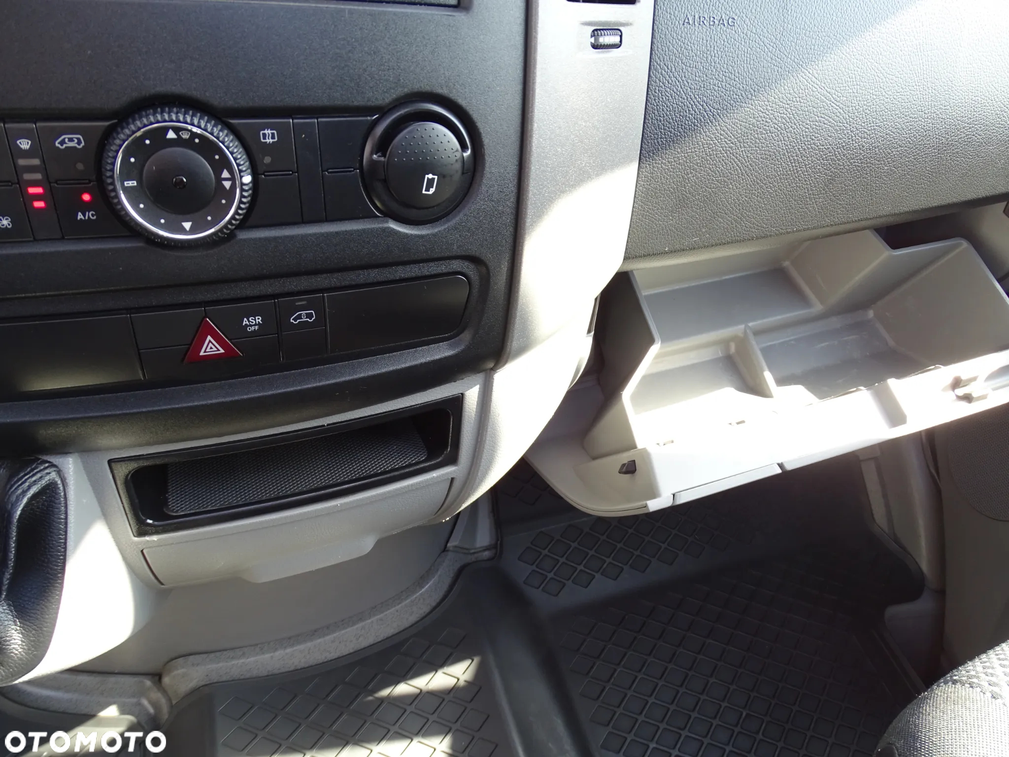 Mercedes-Benz SPRINTER - 35