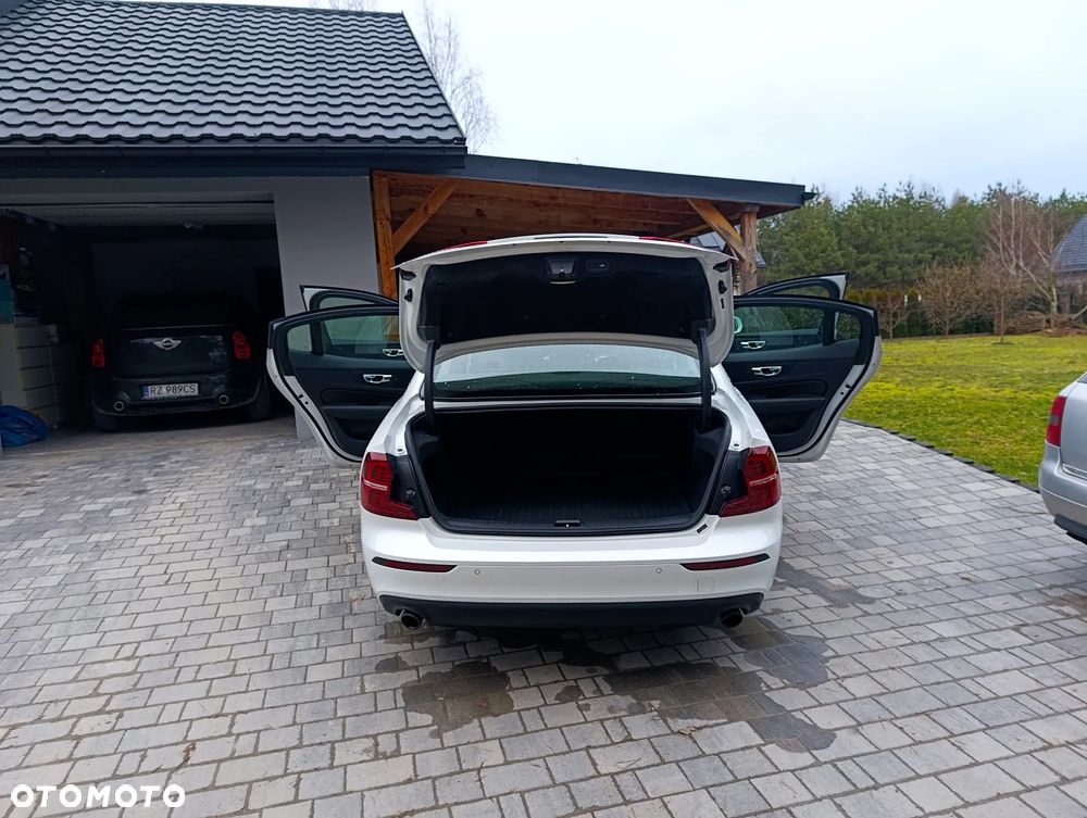 Volvo S60 T5 Momentum Pro - 19