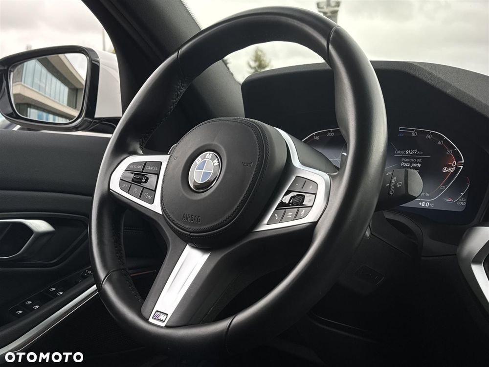 BMW Seria 3 320d xDrive - 8
