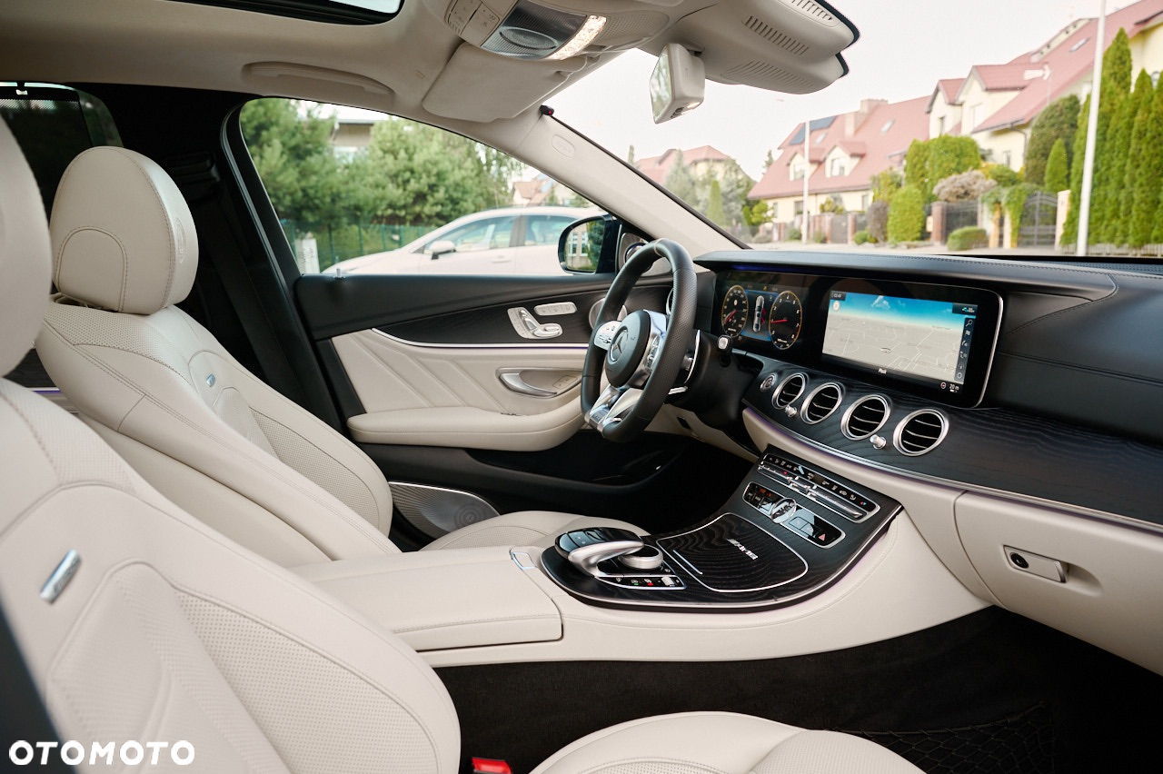 Mercedes-Benz Klasa E AMG 63 S 4-Matic+ - 31