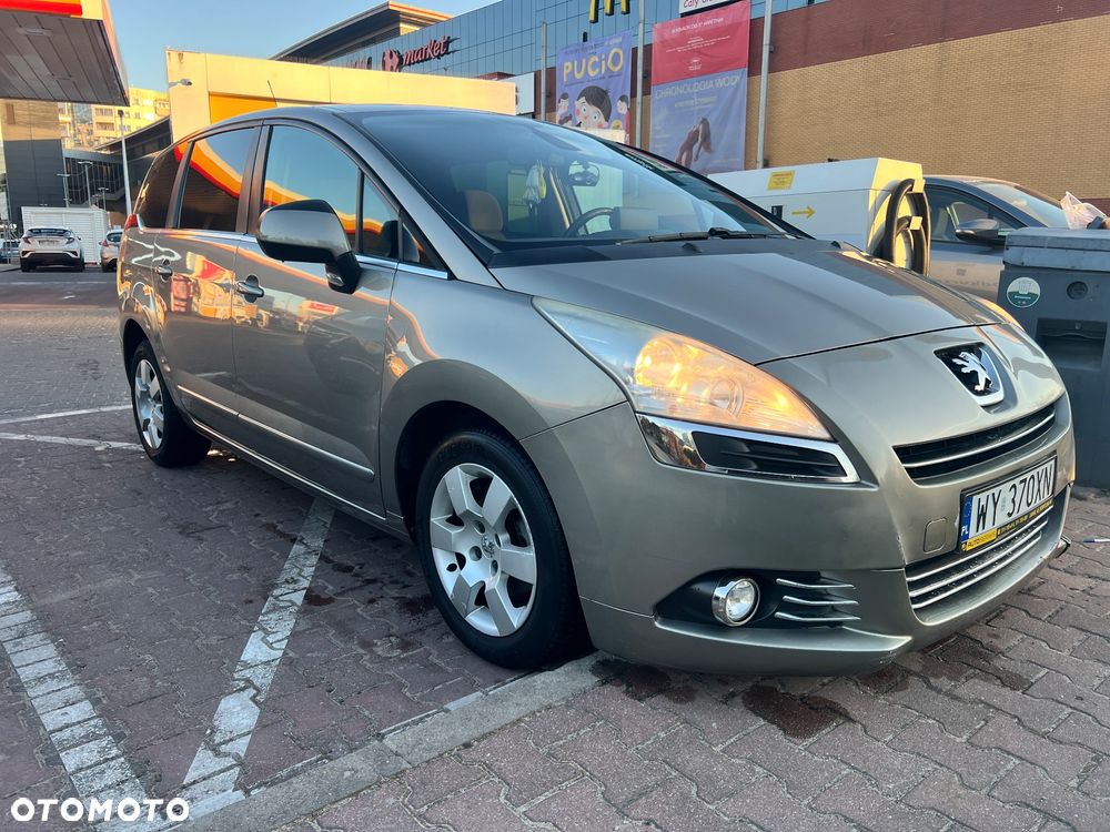 Peugeot 5008 e-HDI FAP 115 EGS6 Stop&Start Active - 6