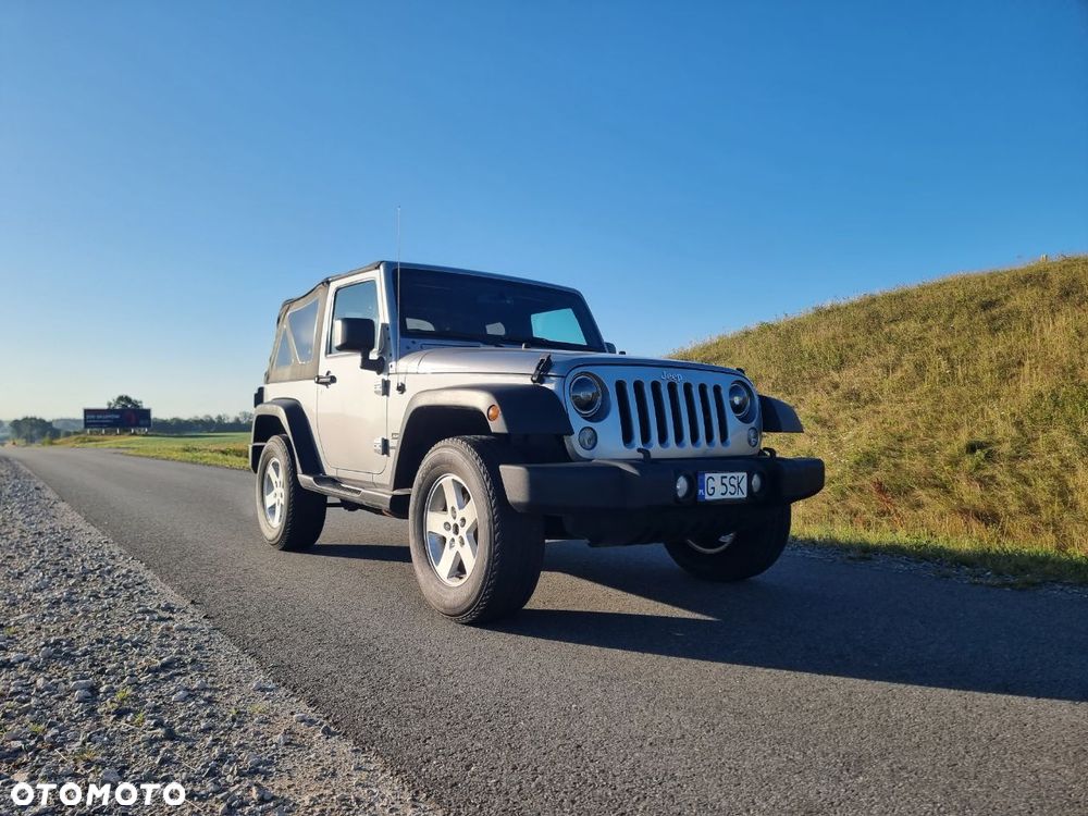 Jeep Wrangler - 11