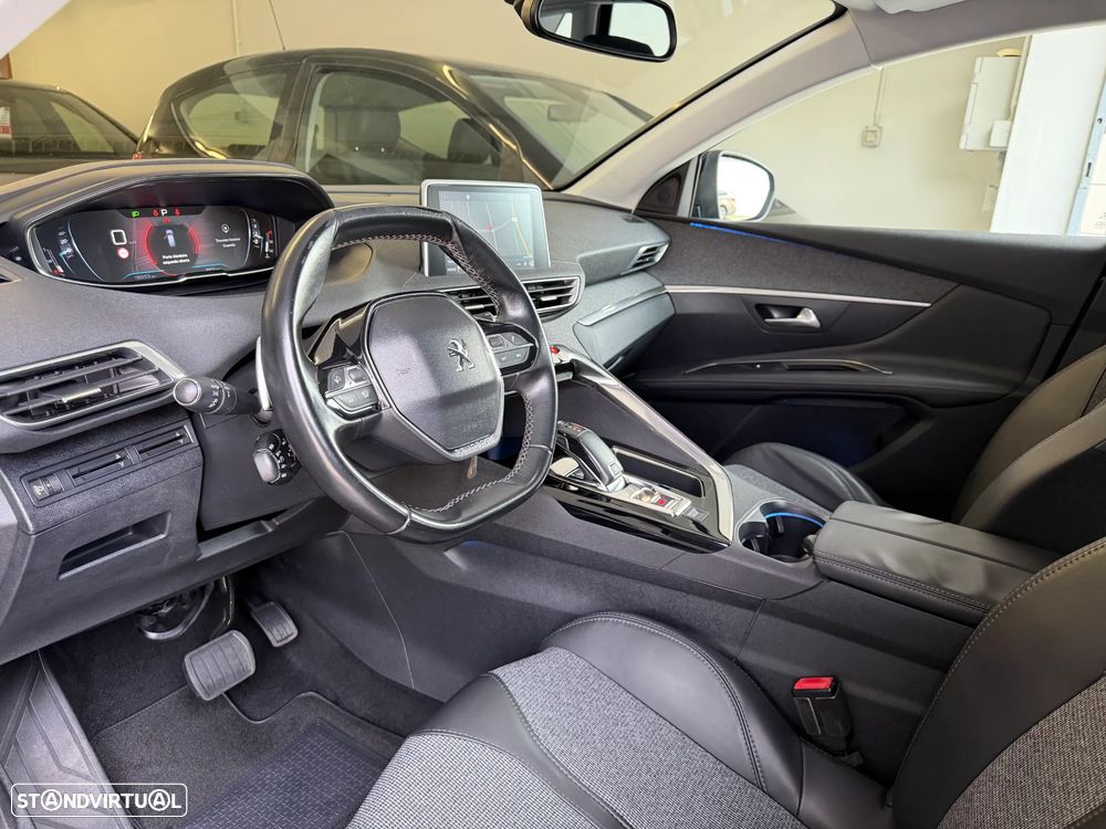 Peugeot 3008 1.6 BlueHDi Allure EAT6 - 48