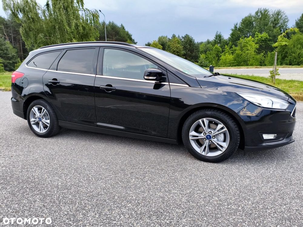 Ford Focus 1.6 TDCi DPF Start-Stopp-System Titanium - 17