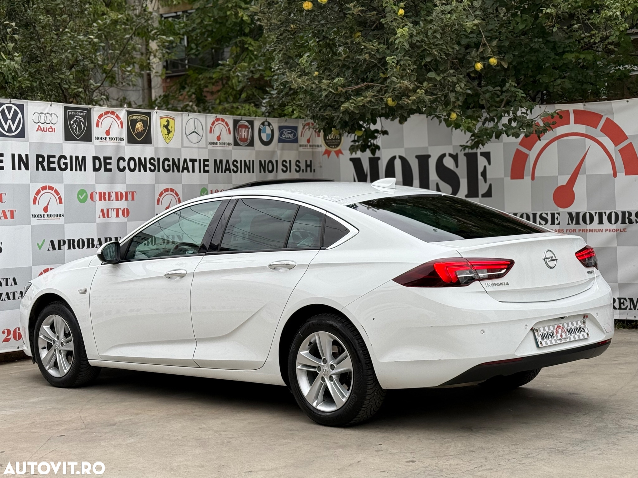 Opel Insignia Grand Sport 1.5 Direct InjectionTurbo Aut Exclusive - 4
