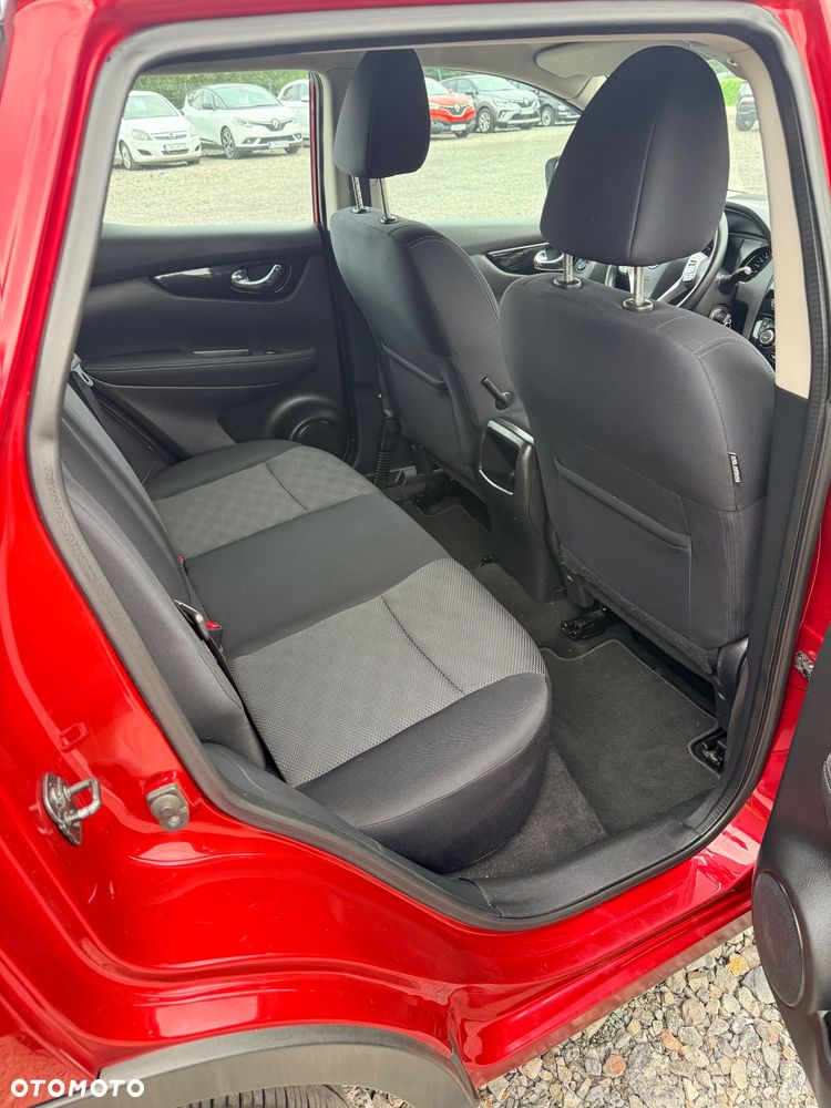 Nissan Qashqai 1.2 DIG-T N-Vision - 10