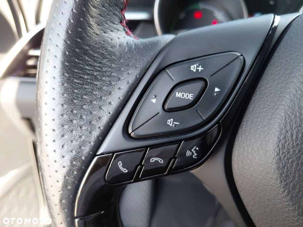 Toyota C-HR 2.0 Hybrid GR Sport - 22