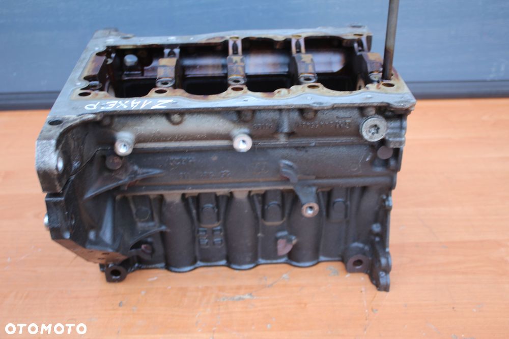 BLOK SILNIKA OPEL ASTRA CORSA MERIVA ZAFIRA 1.4 Z14XEP 24450960 - 9