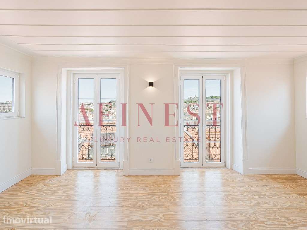 APARTAMENTO T2 REMODELADO NO CHIADO - LARGO DO CARMO VISTA RIO E CA... - Grande imagem: 4/55