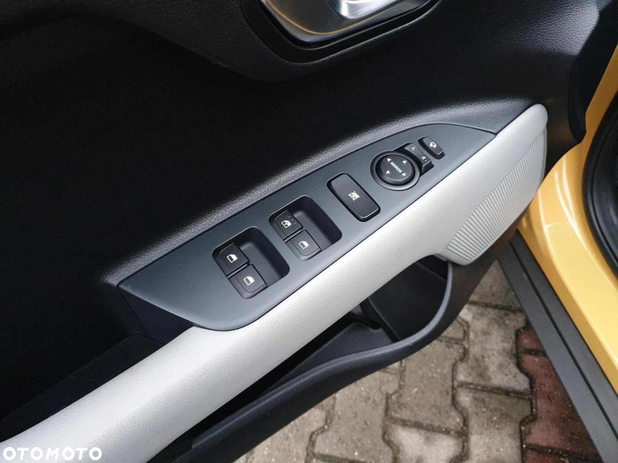 Kia Stonic 1.0 T-GDI L - 18