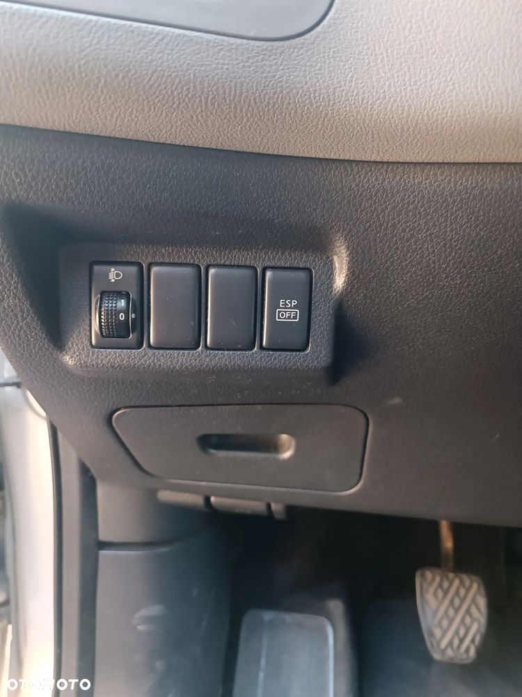 Nissan X-Trail 2.0 dCi SE - 26