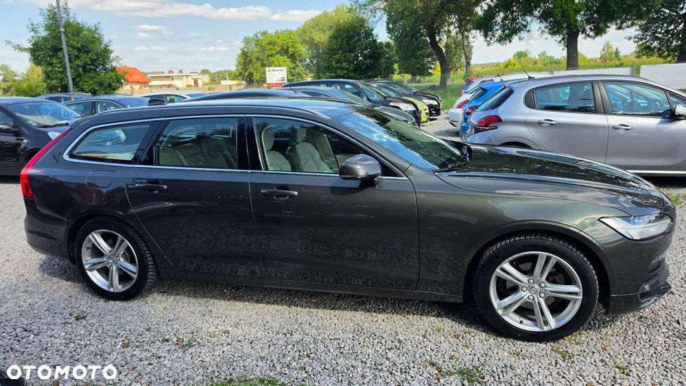 Volvo V90 D4 Geartronic Momentum - 9