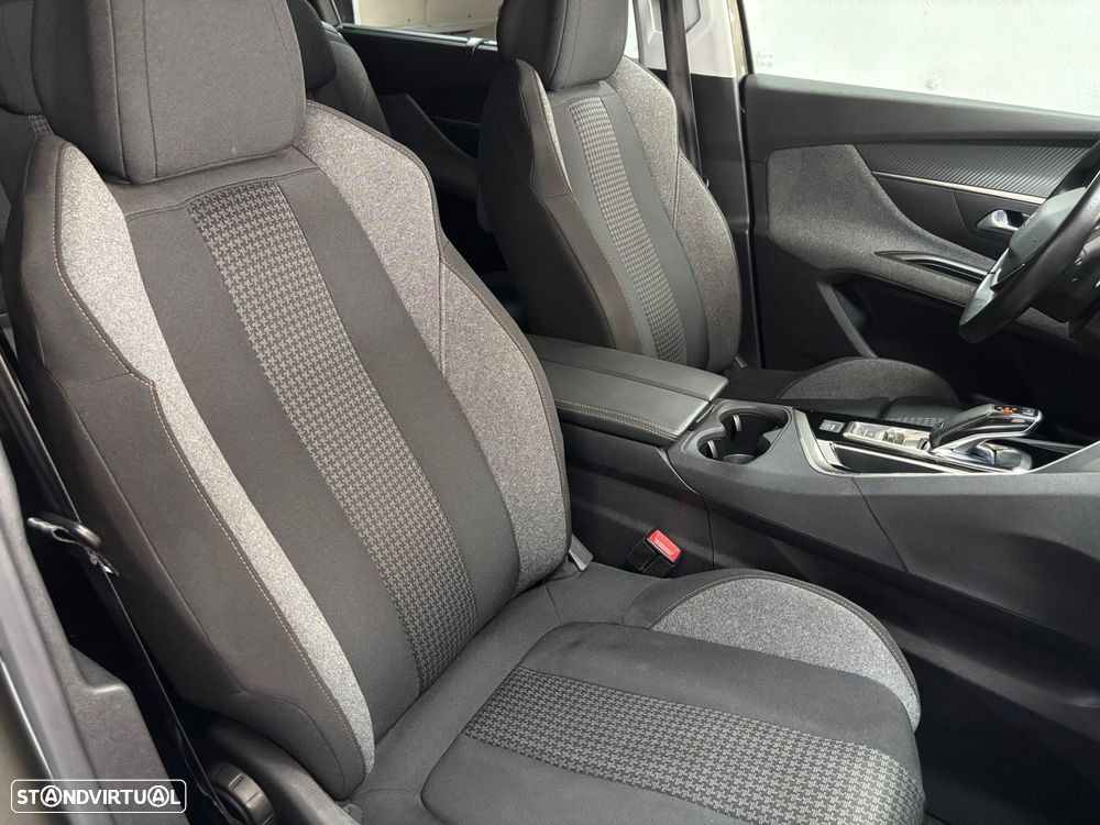 Peugeot 5008 1.5 BlueHDi Allure Pack EAT8 - 21