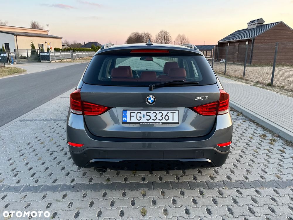 BMW X1 xDrive18d Sport Line - 3