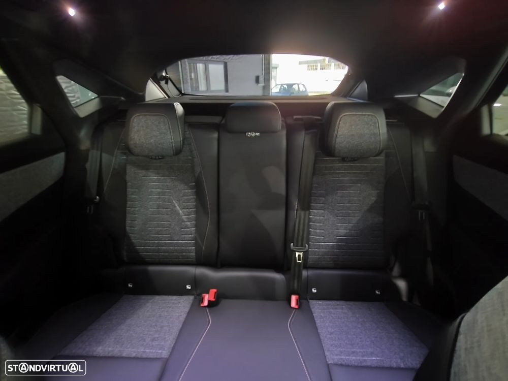 Peugeot 3008 1.2 Hybrid Allure e-DCS6 - 7