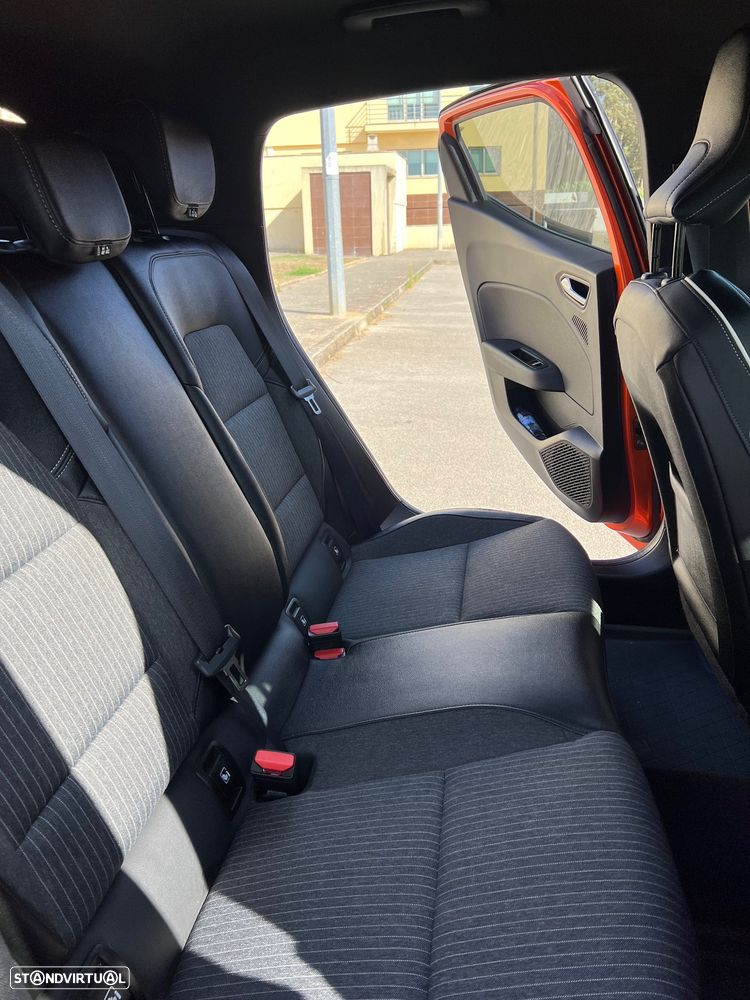 Renault Clio 1.3 TCe Exclusive EDC - 8