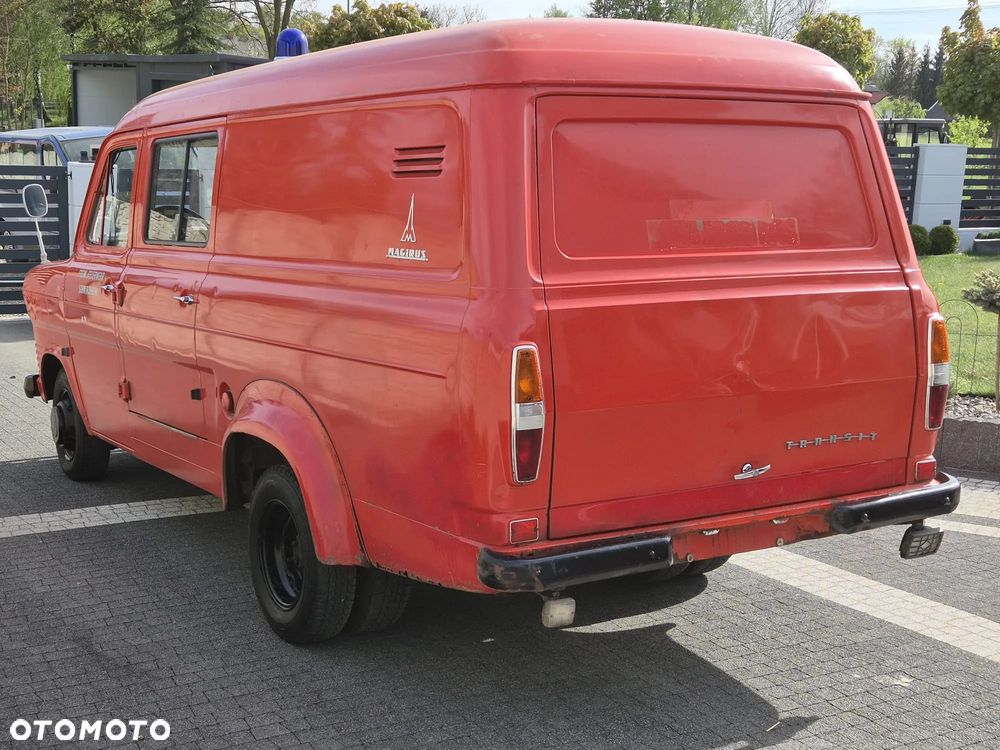 Ford Transit - 6