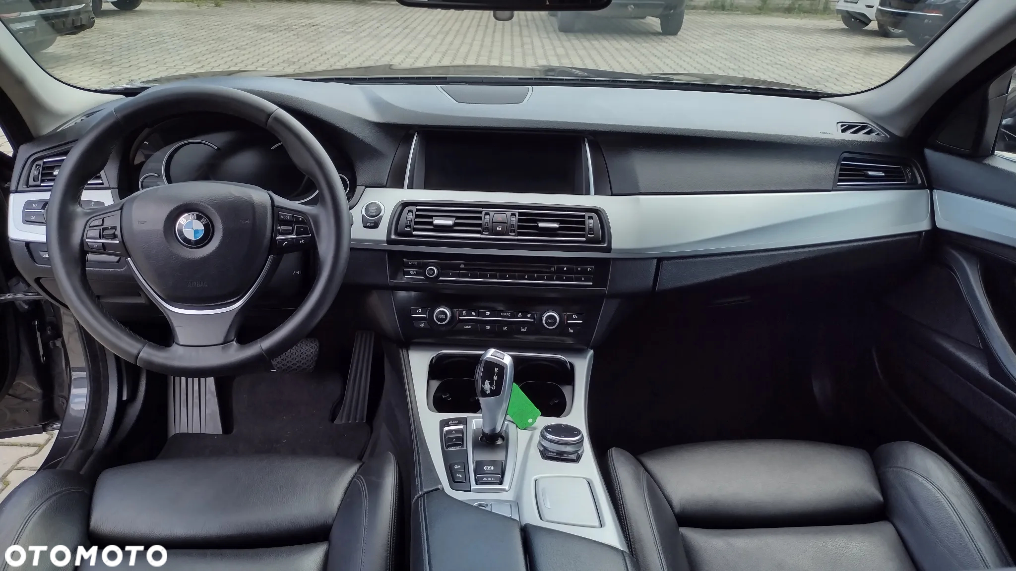 BMW Seria 5 535d xDrive - 15