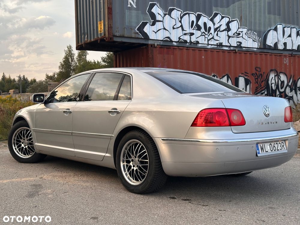 Volkswagen Phaeton 3.2 V6 Tiptr (5 os.) - 3