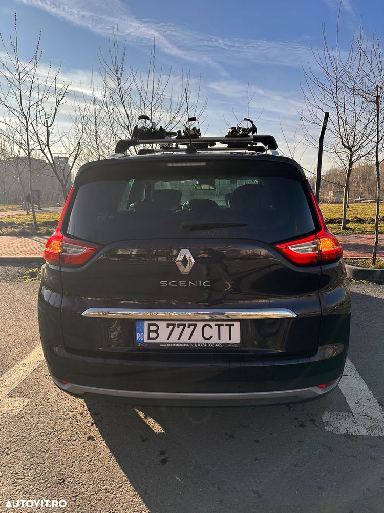 Renault Grand Scenic - 9