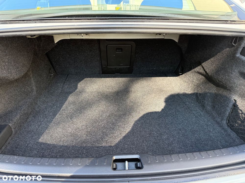 Volvo S60 T4 R-Design - 22