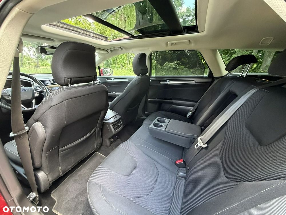 Ford Mondeo - 24