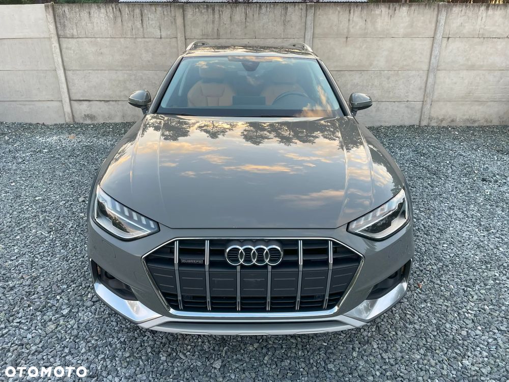 Audi A4 - 1