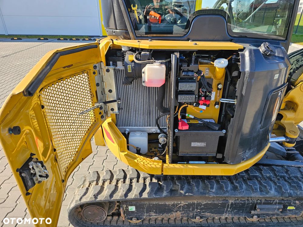 Caterpillar 302.7 - 8