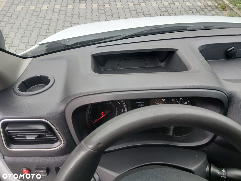 Renault Master - 25