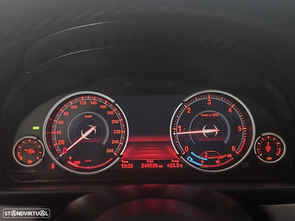 BMW 520 d Pack M - 24