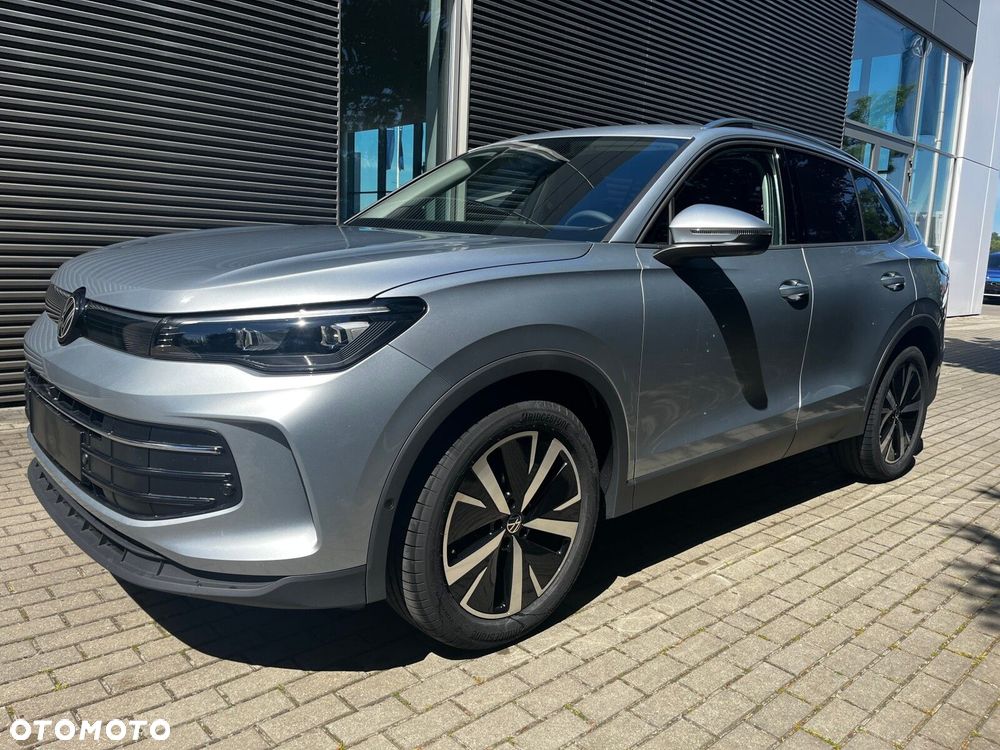 Volkswagen Tiguan - 5