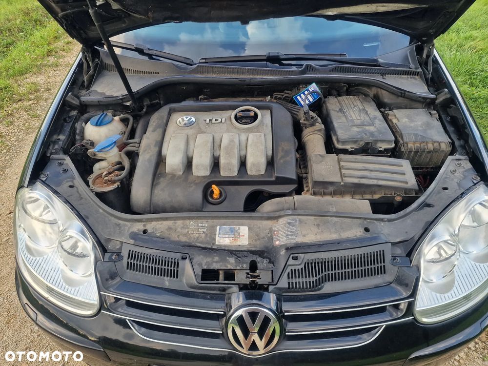 Volkswagen Golf 1.9 TDI DPF Tour - 11