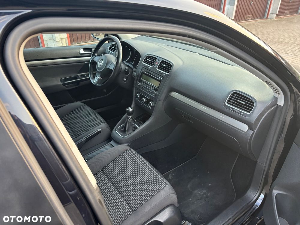 Volkswagen Golf - 5