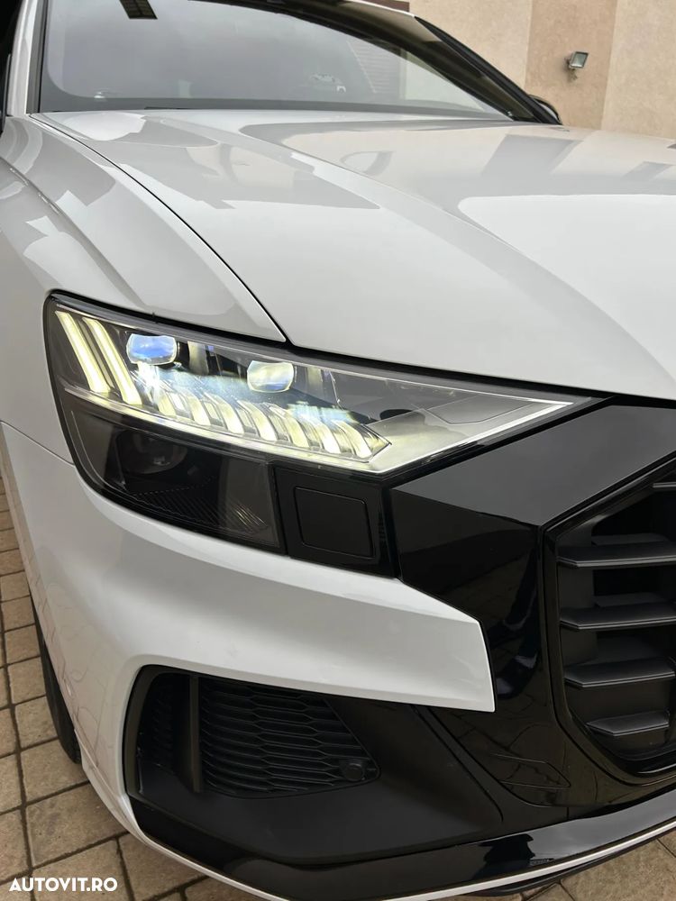 Audi Q8 - 5