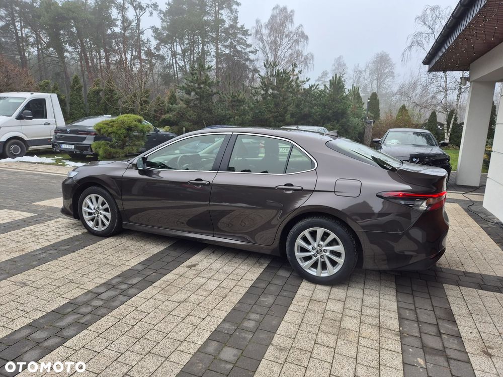 Toyota Camry 2.5 Hybrid Comfort CVT - 20