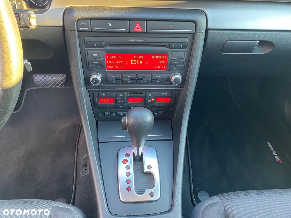 Audi A4 Avant 1.8T Multitronic - 32