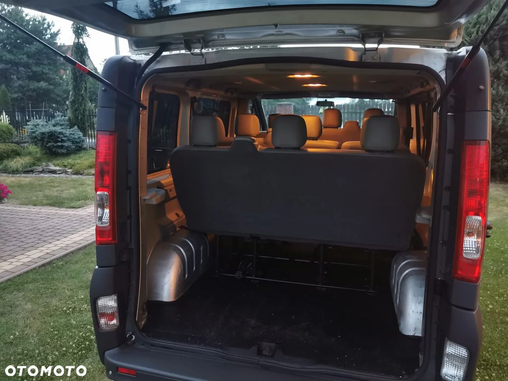 Opel Vivaro Tour Elegance L1H1 - 14